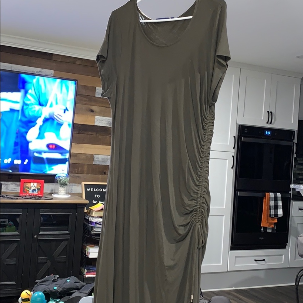 Olive maxi
